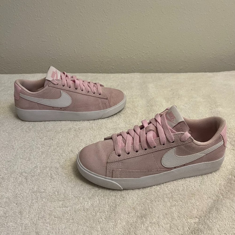 Nike Blazer Low SD Pink Foam Sneakers